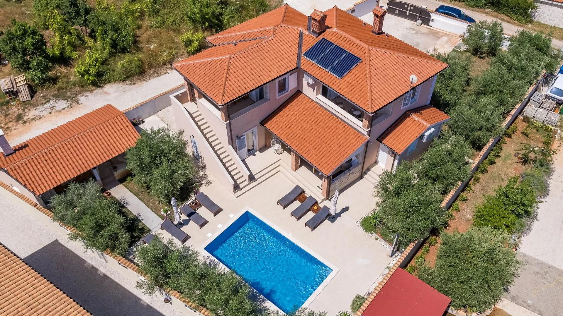 Vila Javor Peruški